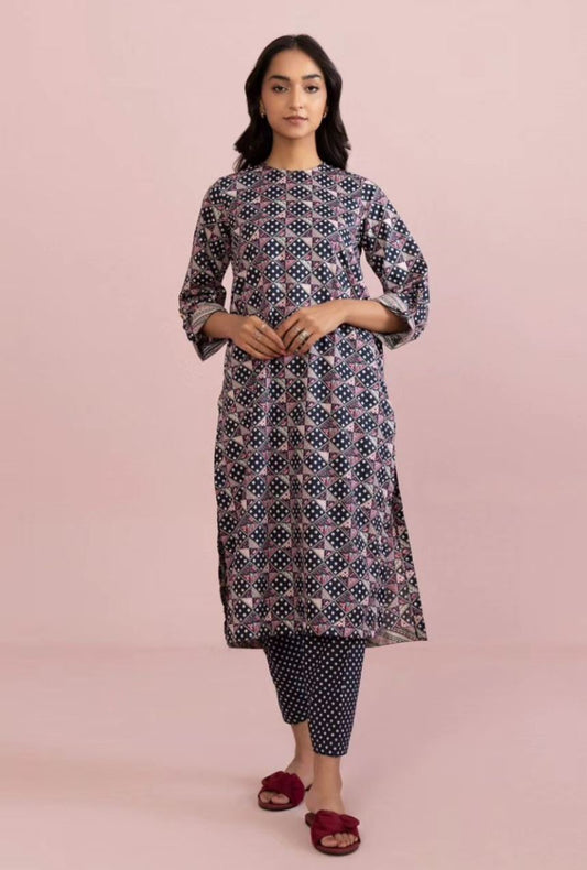 Sapphire A-line silhouette paired with a dainty patterned shalwar